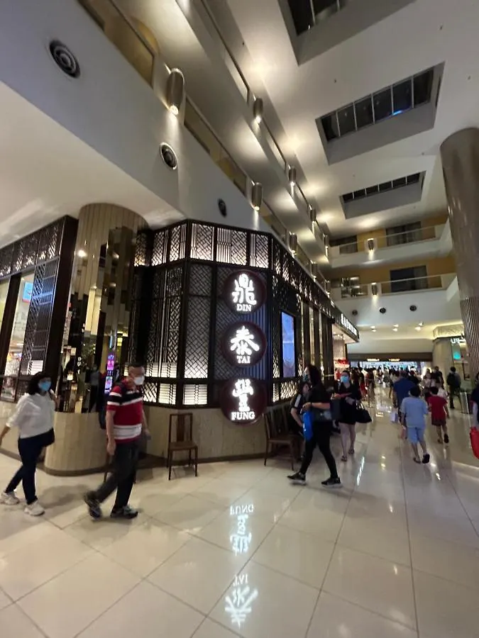 Apartment Sunwaypyramidfamilysuite-2-4Px-Netflix-Balcony-Super Fast Internet Petaling Jaya